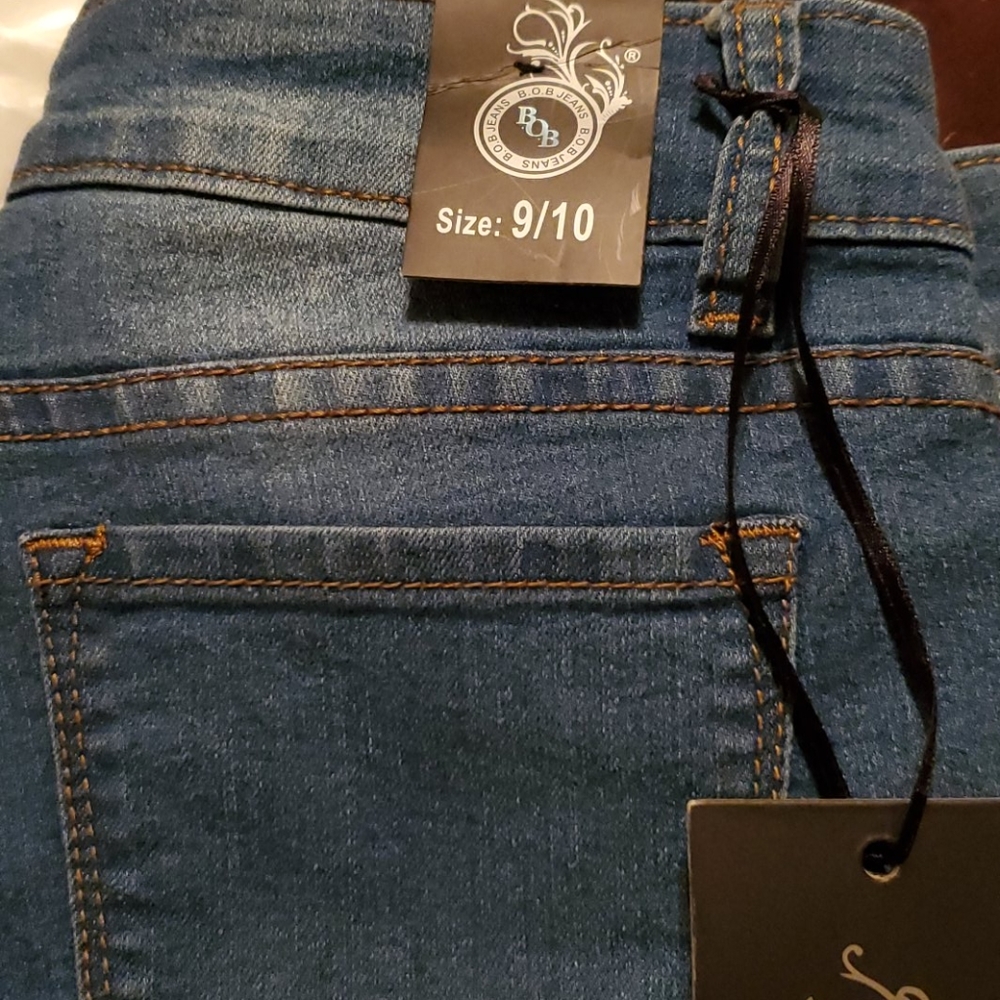 Jeans - Picture 3 of 3
